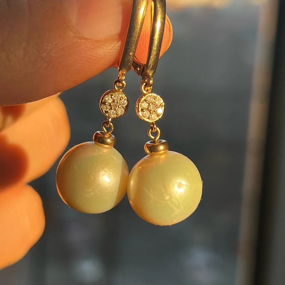 14k Large South Sea Pearls and Diamond earrings - Picture 8 of 9